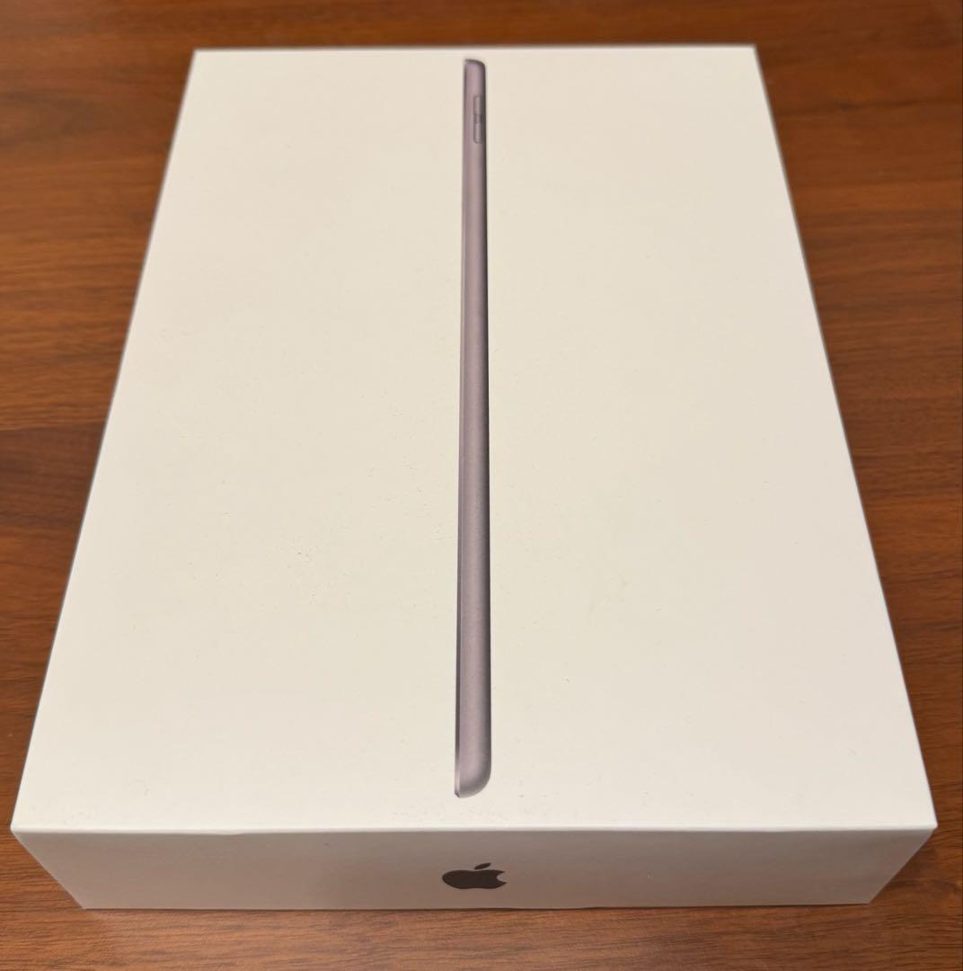 Apple iPad (第9世代) スペースグレー　64GB Wi-Fiモデル