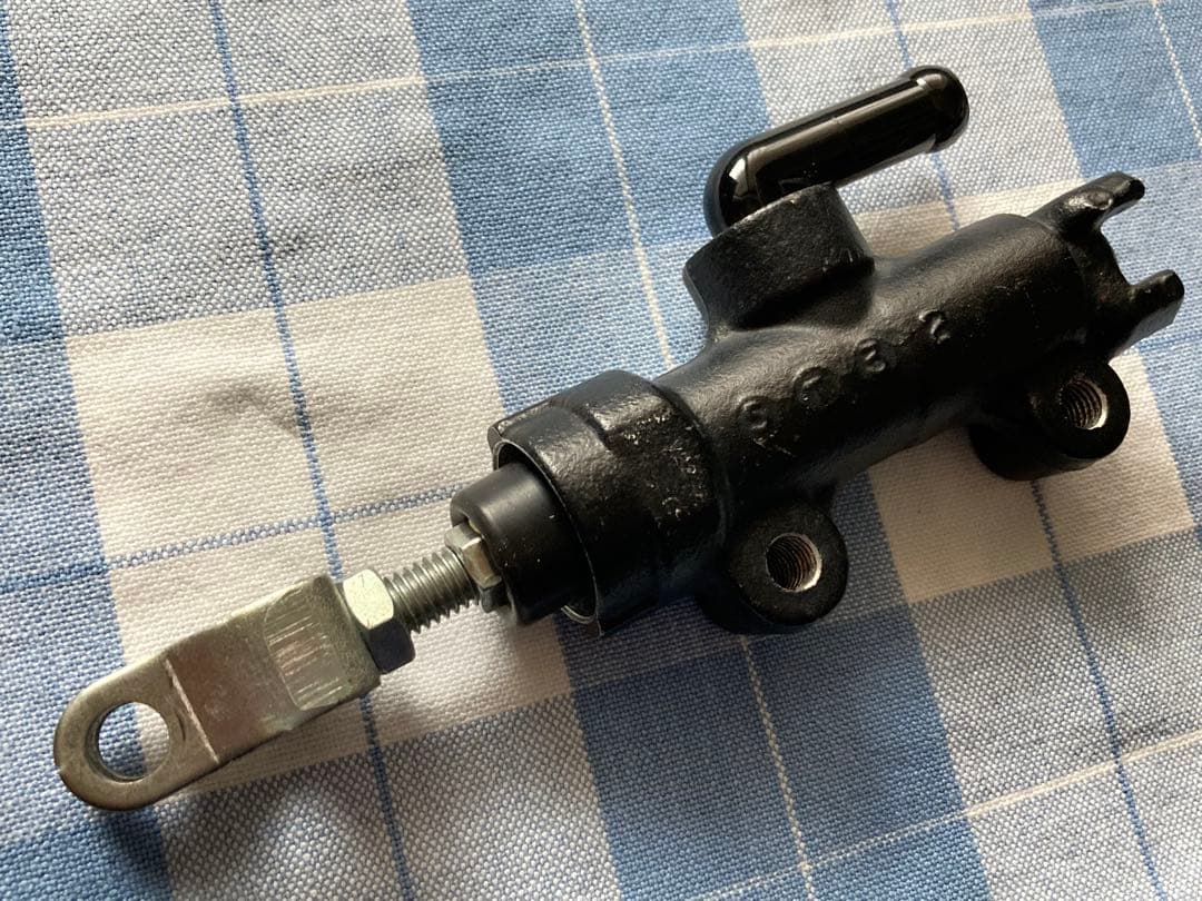 リアマスターシリンダー 【71】 ZX-12R ZX-14R 他車 分解清掃済み