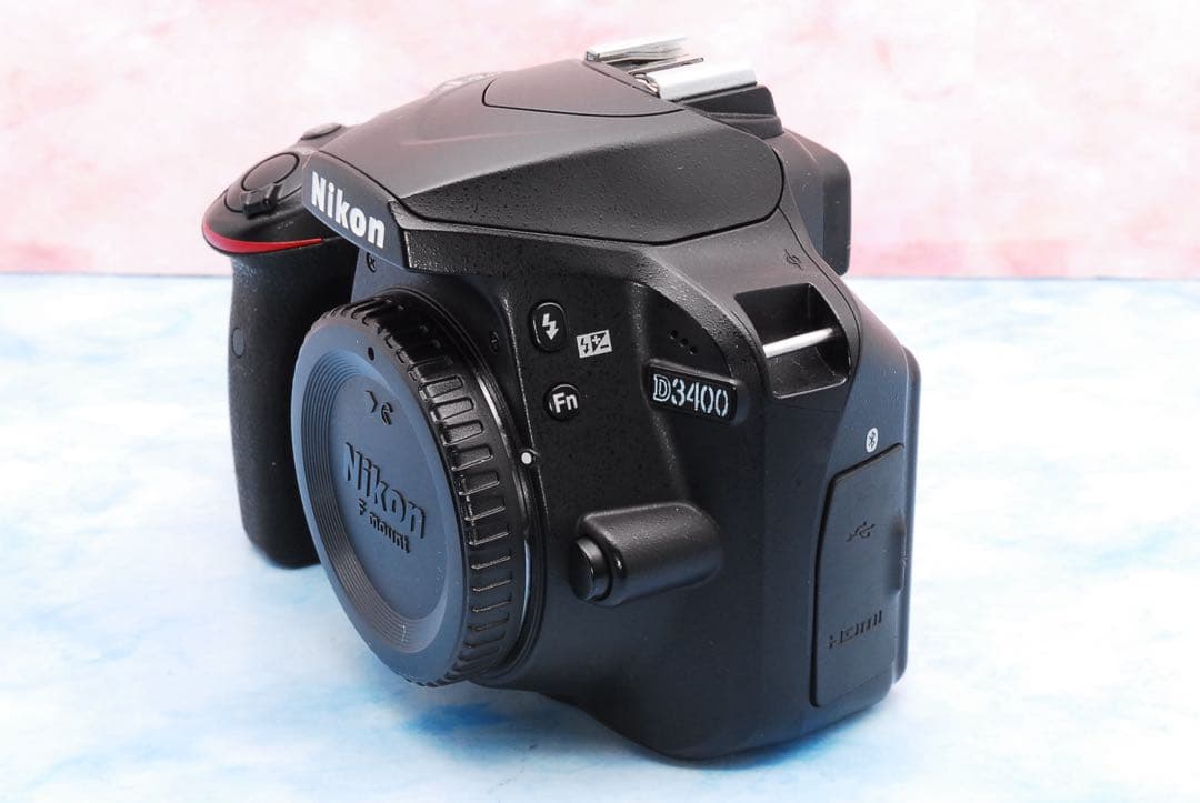 ニコン D3400☆美品＆ショット数少☆スマホ転送OK☆一眼レフカメラ☆