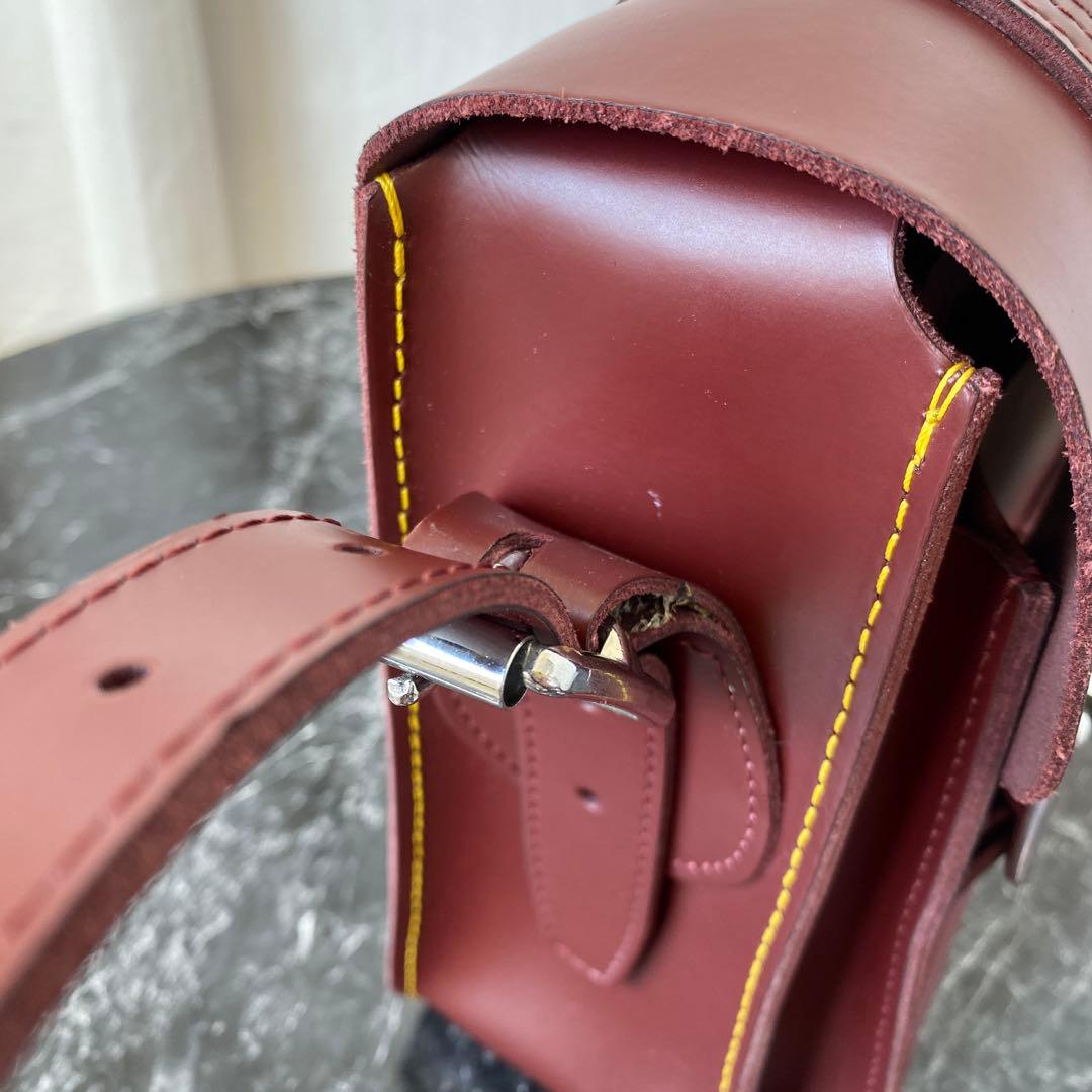 ドクターマーチン サッチェルバッグ ショルダーバック 11インチ ボルドー