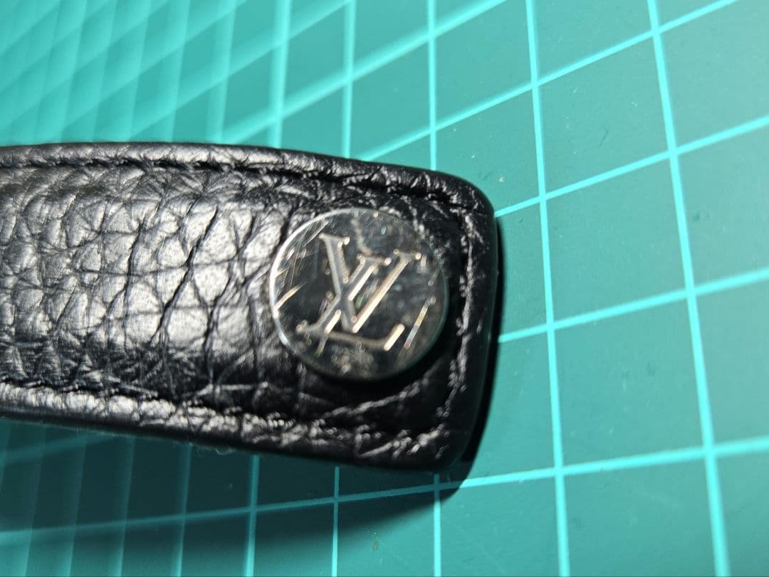 Louis Vuitton ブラック レザーブレスレット正規品