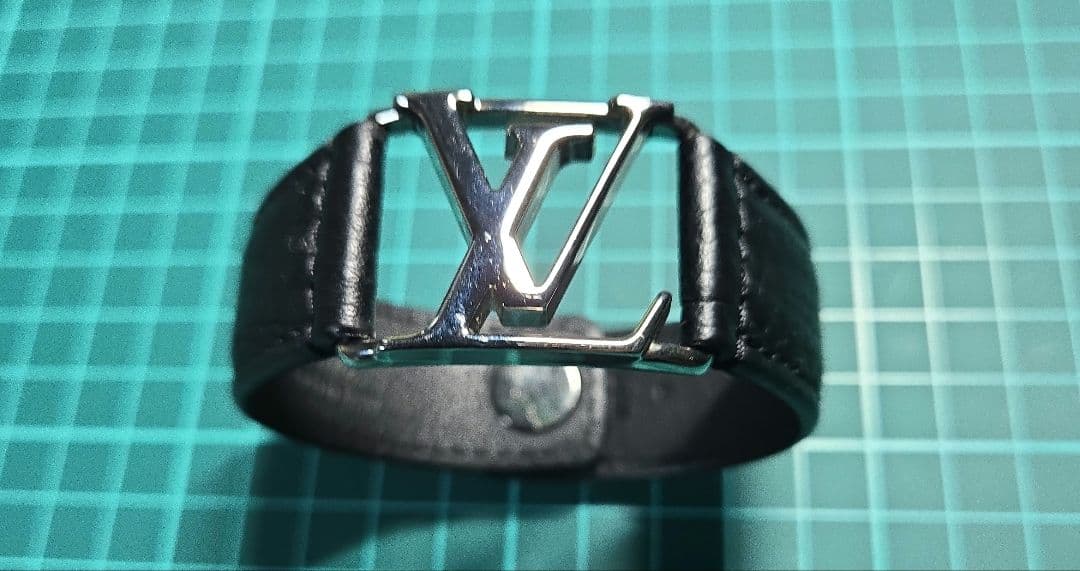 Louis Vuitton ブラック レザーブレスレット正規品