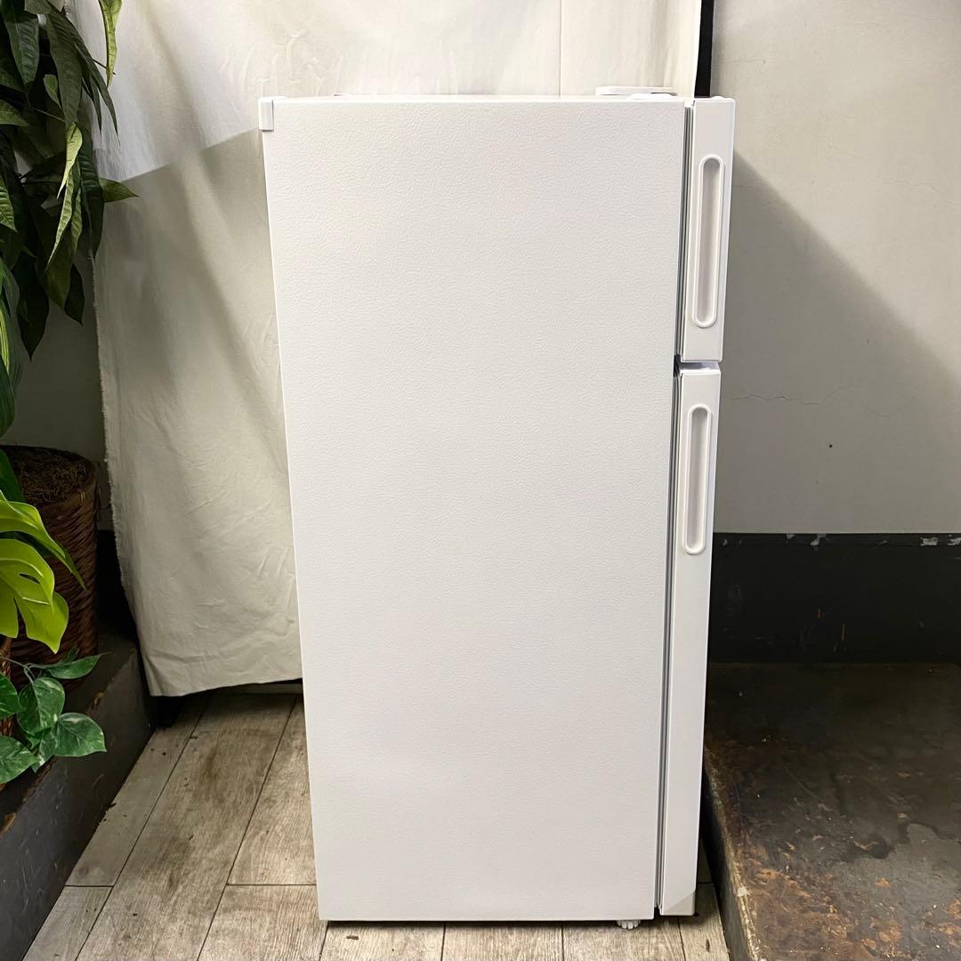 とってもキレイです！一人暮らしやワンルームにおすすめ♪2ドア冷凍冷蔵庫112L