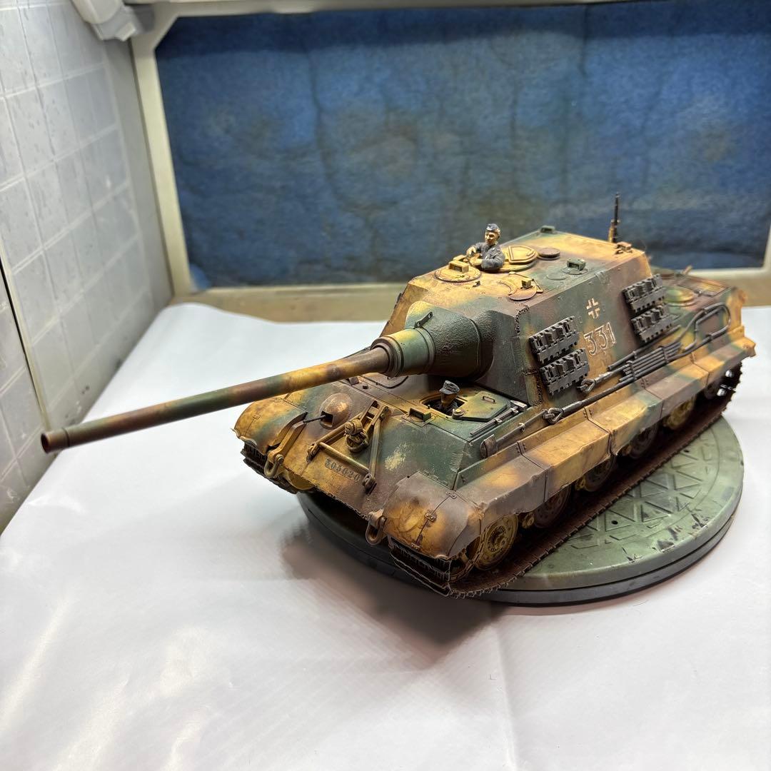 タミヤ 1/35 ドイツ陸軍 重駆逐戦車 ヤークトタイガー 初期生産型　完成品