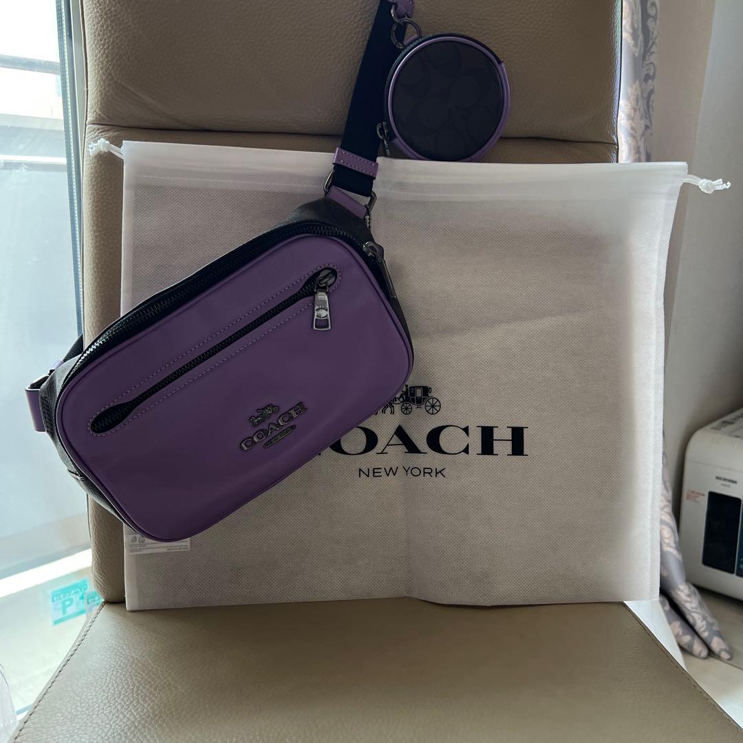COACH パープル ボディバッグ