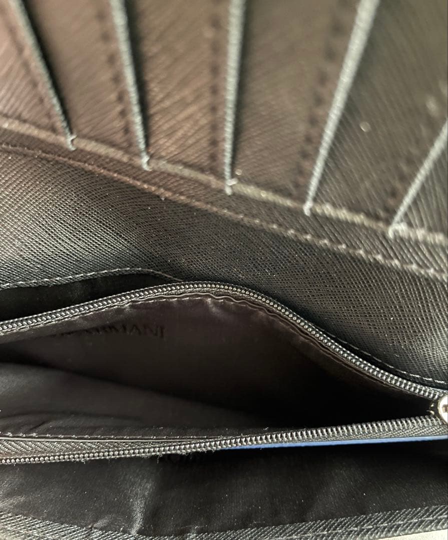 EMPORIO ARMANI エンポリオ アルマーニ 長財布 Y4R170