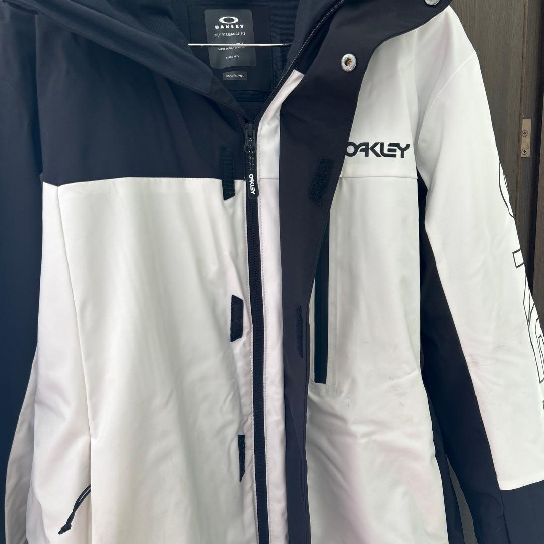 OAKLEYスキースノーボードウェア　メンズUS／EU Mサイズ　JPNＬサイズ