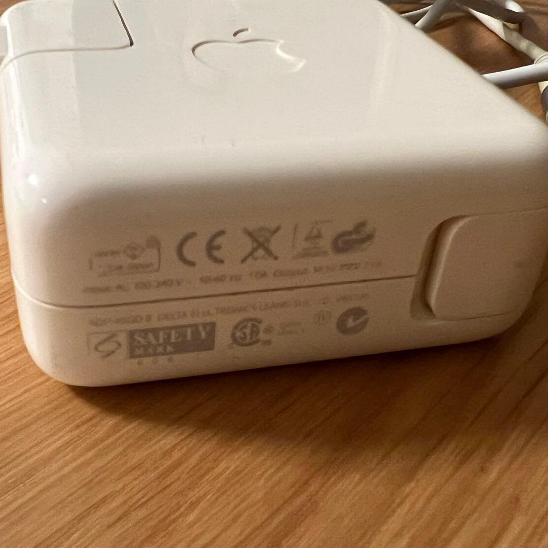 Apple MacBook Air 11インチ　2010