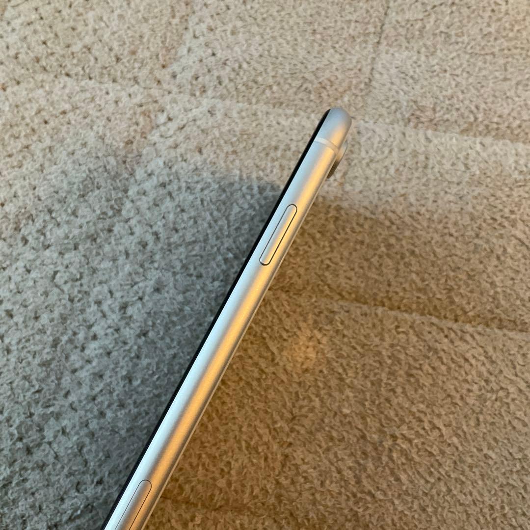 スマートフォン本体 iPhone xr 64GB