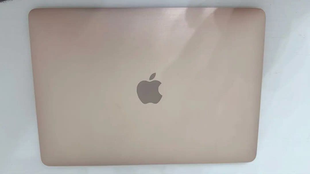 おまけ有！MacBook mid 2017 8gb 512gb