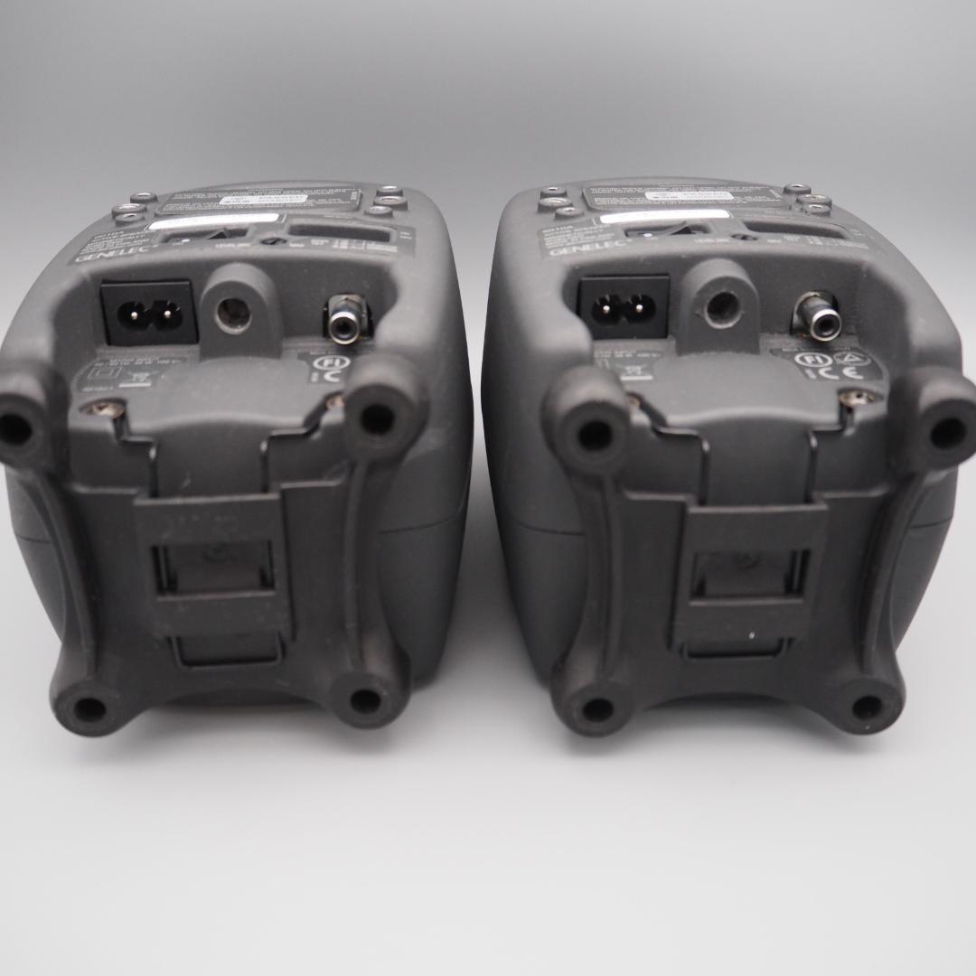 GENELEC 6010A PM アクティブスピーカー ペア 2台セット グレー