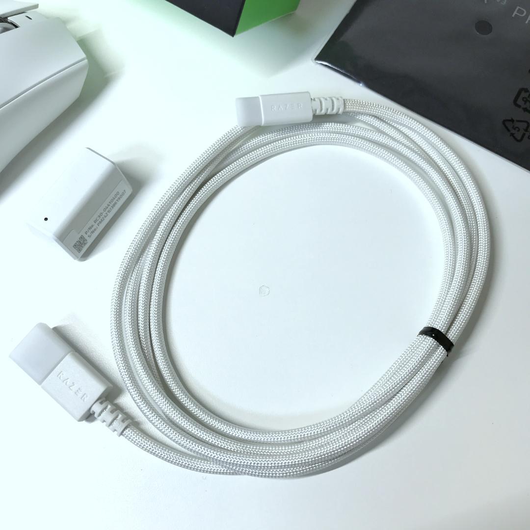 【極美品】Razer Viper V3 Pro White 軽量 Eスポーツ