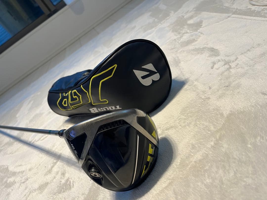 希少　レフティ　ドライバー　ブリヂストン Tour B 10.5度　カバー付