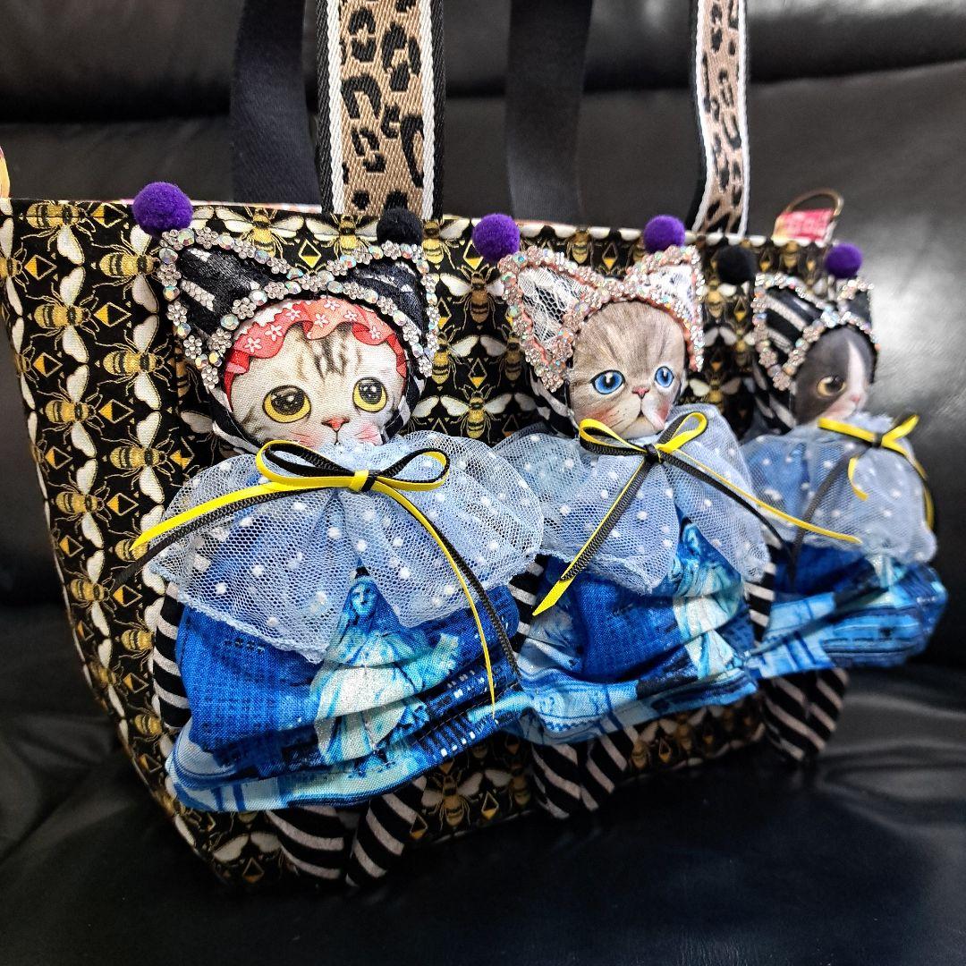 ひ*ろ様 コヤンイサムチョン♥️3キャッツニューヨークデビュー(ドレス自由の女神