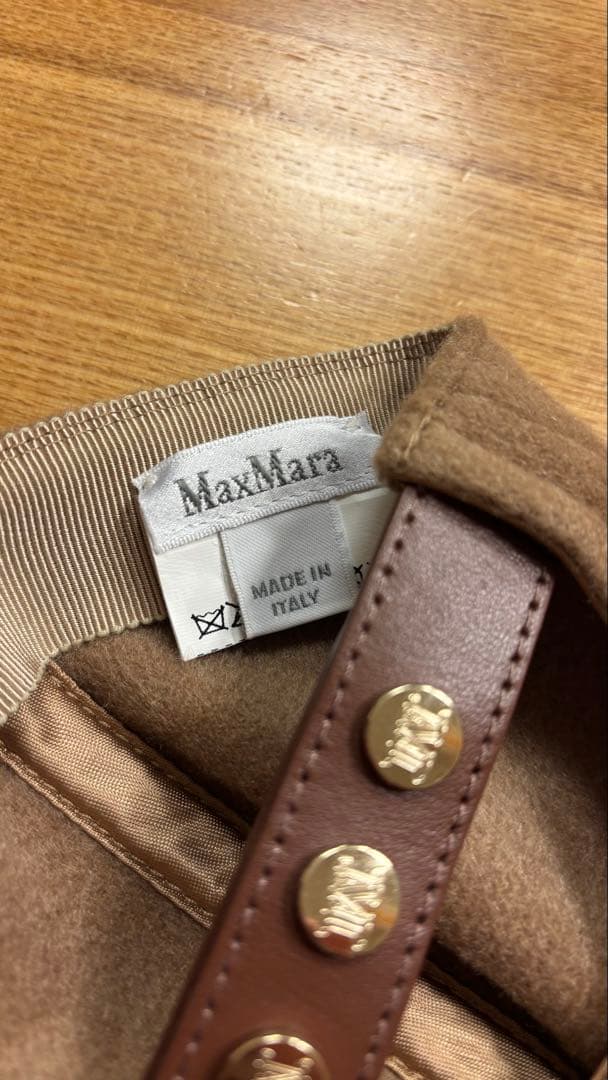 【落札済】MAX MARA マックスマーラ ベースボールキャップ