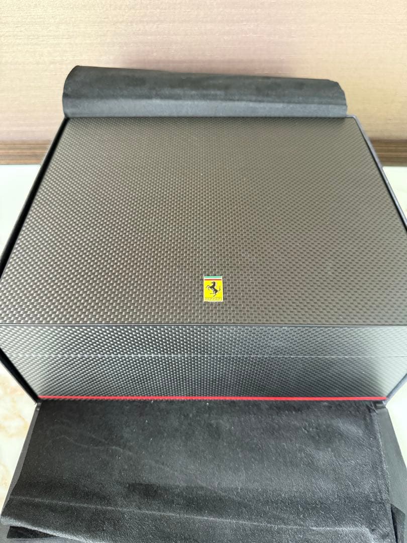 ferrari　gtc4lusso キーボックス ミニチュア　フェラーリ