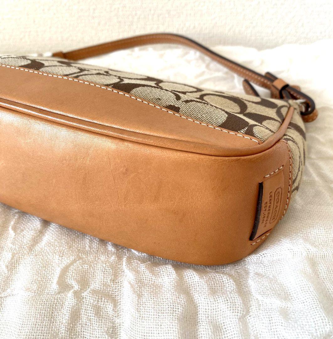 コーチCOACH ショルダーバッグ キャンパスアクセサリーポーチ シグネチャー