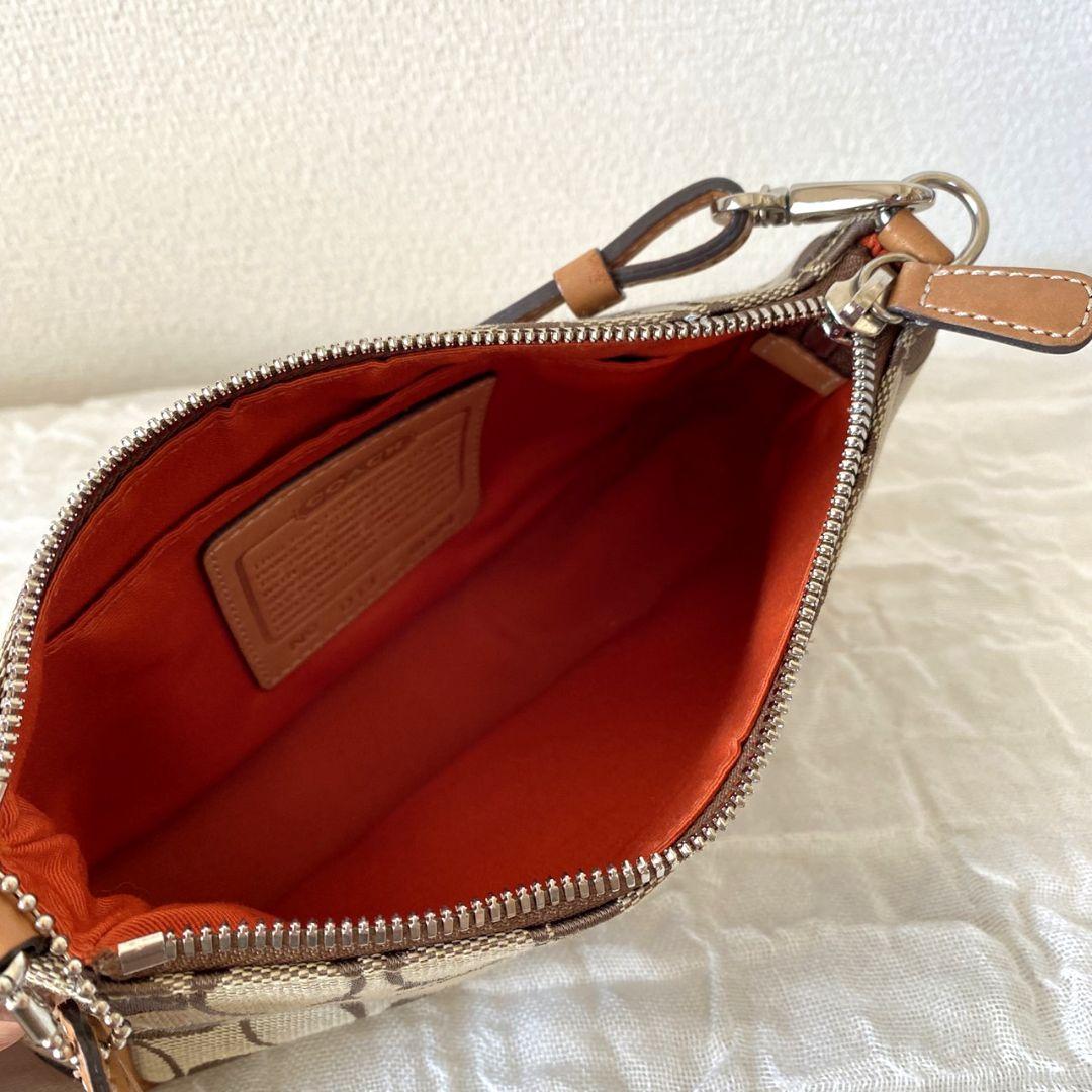 コーチCOACH ショルダーバッグ キャンパスアクセサリーポーチ シグネチャー