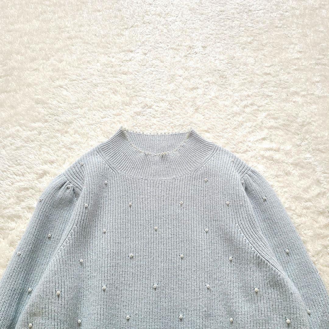 【美品】2023年　エムズグレイシー　パールビジュー付きハイネックニットセーター