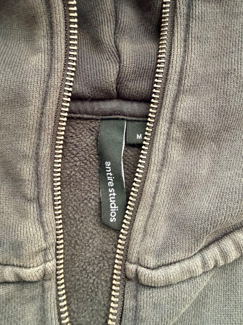 entire studios eternal zip パーカー　Mサイズ