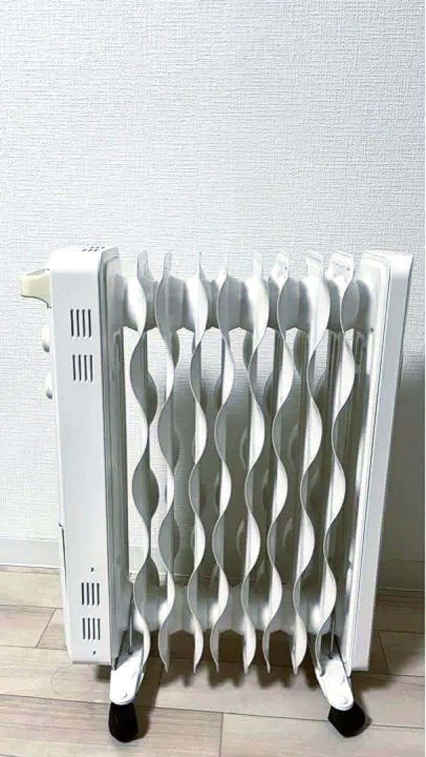 ☆送料込☆ ウェーブ型　オイルヒーター　アイリスオーヤマ