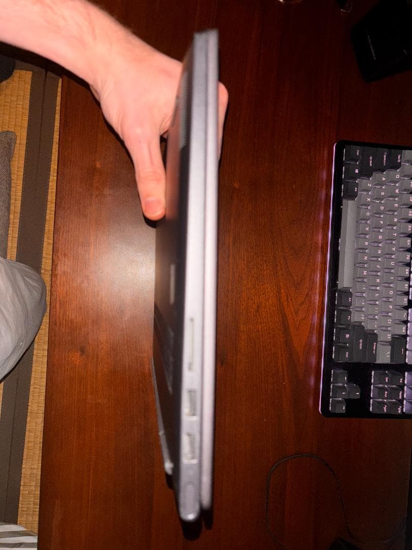 Lenovo IdeaPad Slim 7 ノートパソコン