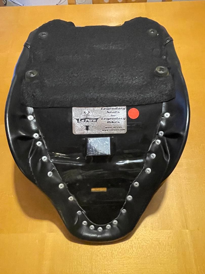 ハーレー　ラペラシングルシートFLHX