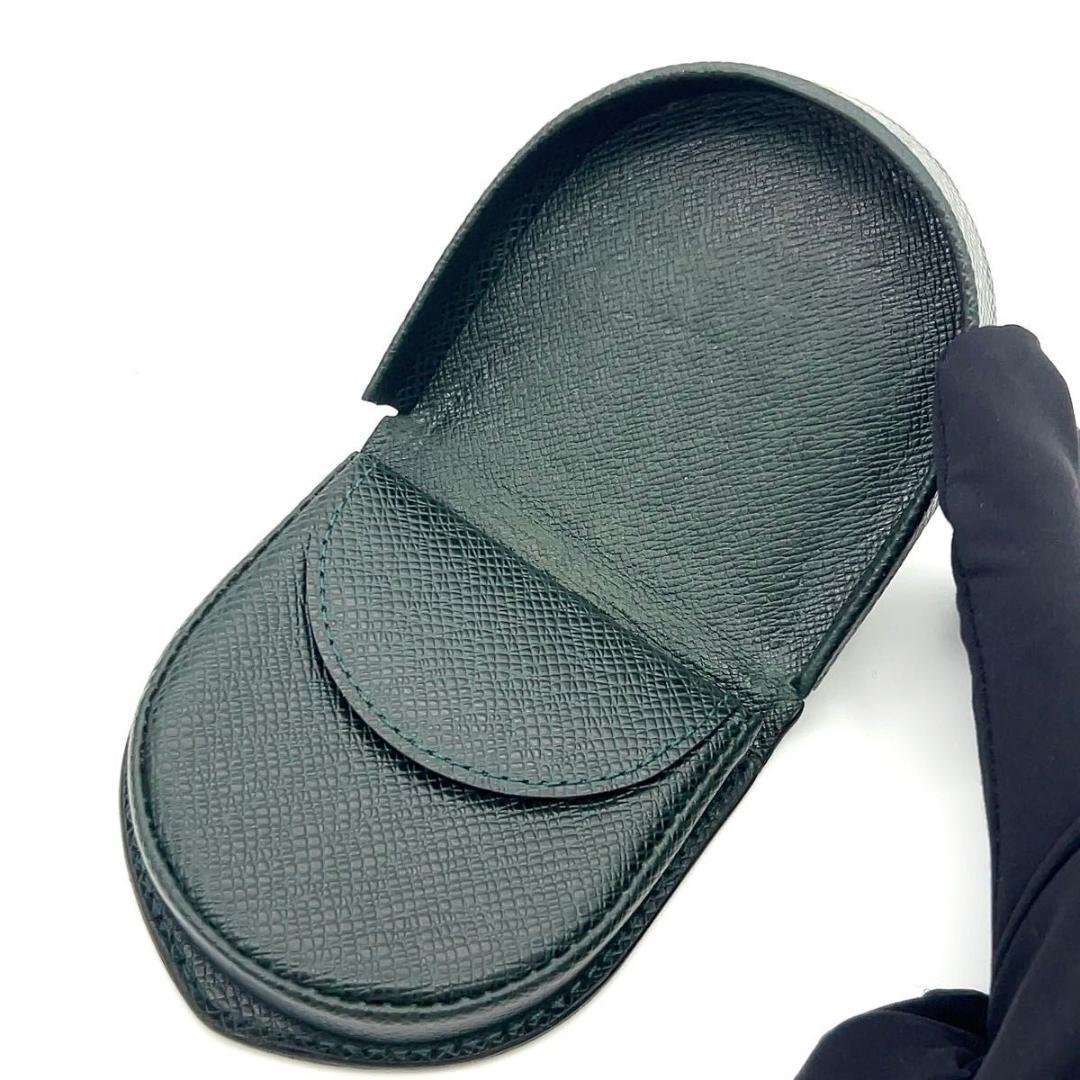 ルイヴィトン タイガ ケース 小銭入れ キュベット エピセア 深緑