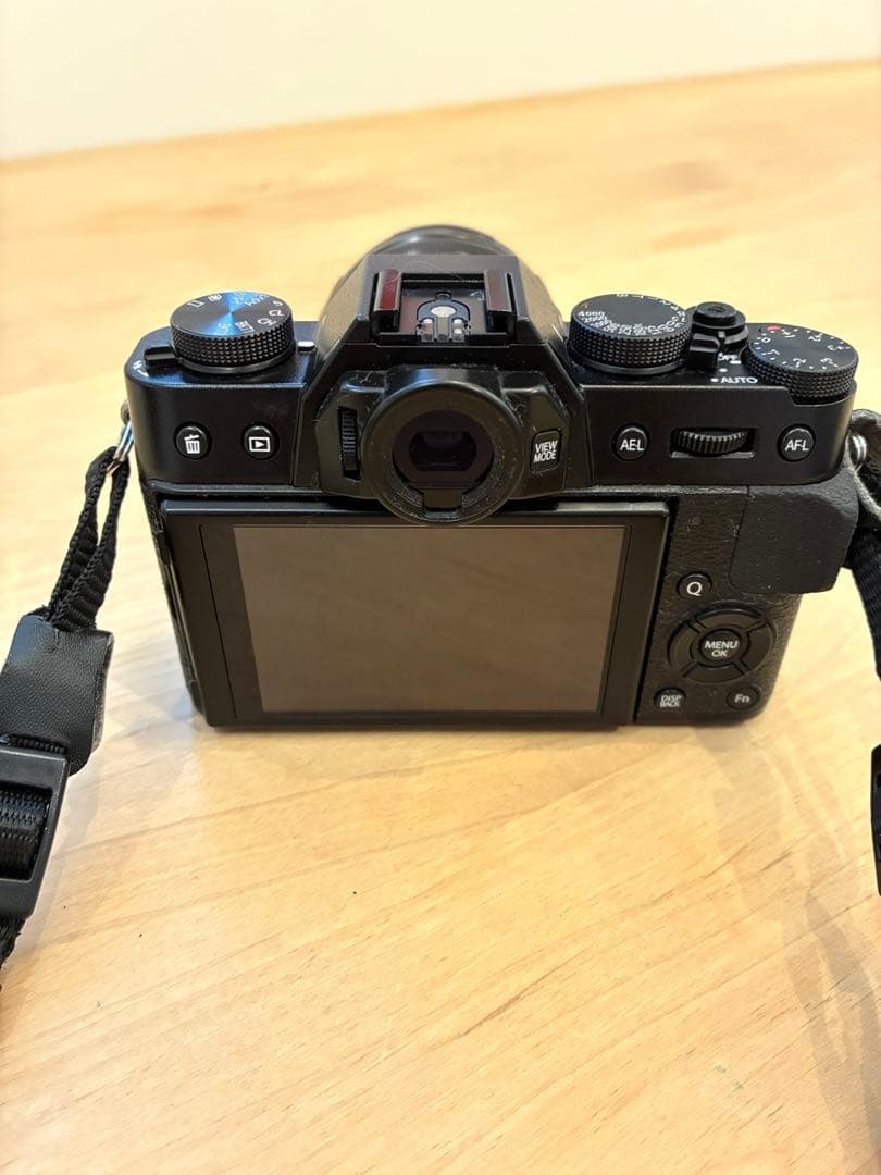 FUJIFILM xt10 本体 ミラーレス一眼　富士フィルム