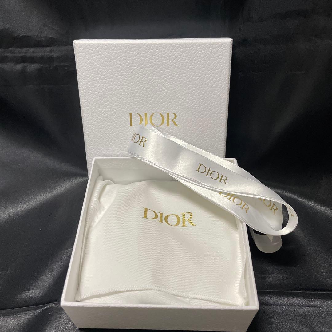 【新品・未使用】Dior レザー ベルト ブラック/ホワイト　リバーシブル