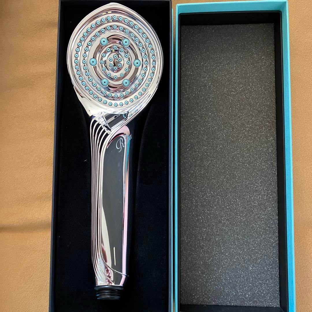 リファ　シャワーヘッド