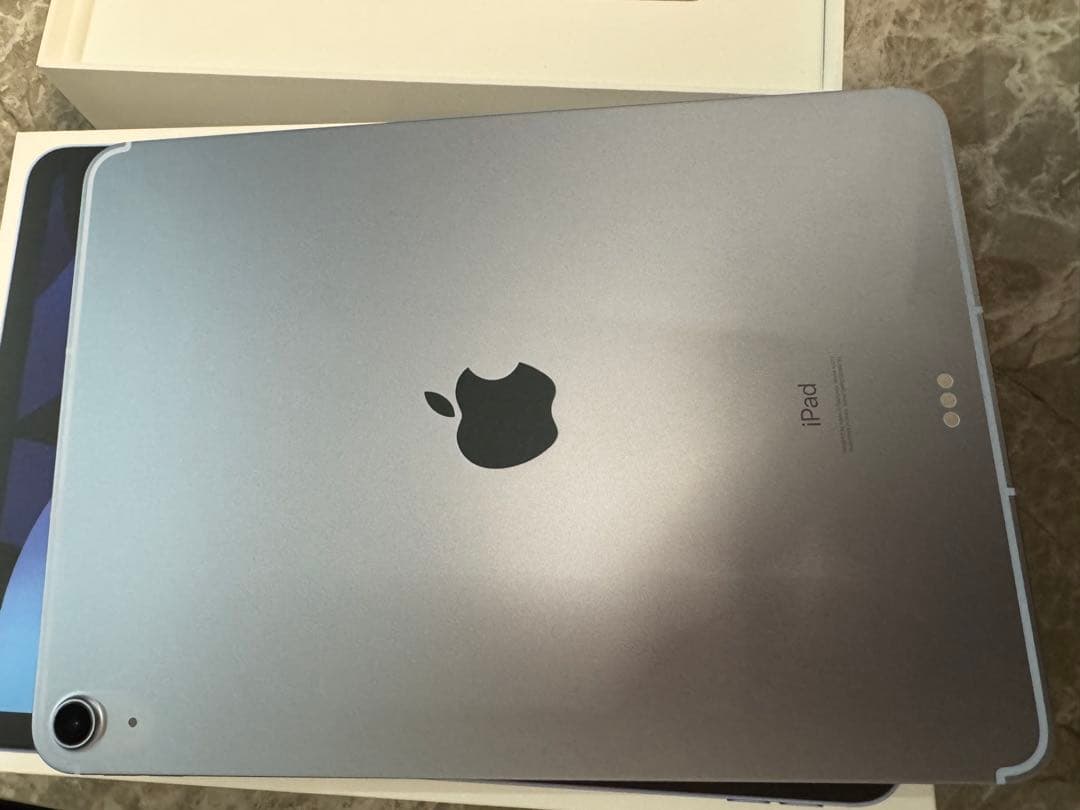 専用iPad Air 第4世代 Wi-Fiモデル 64GB 美品　専用ケース付き