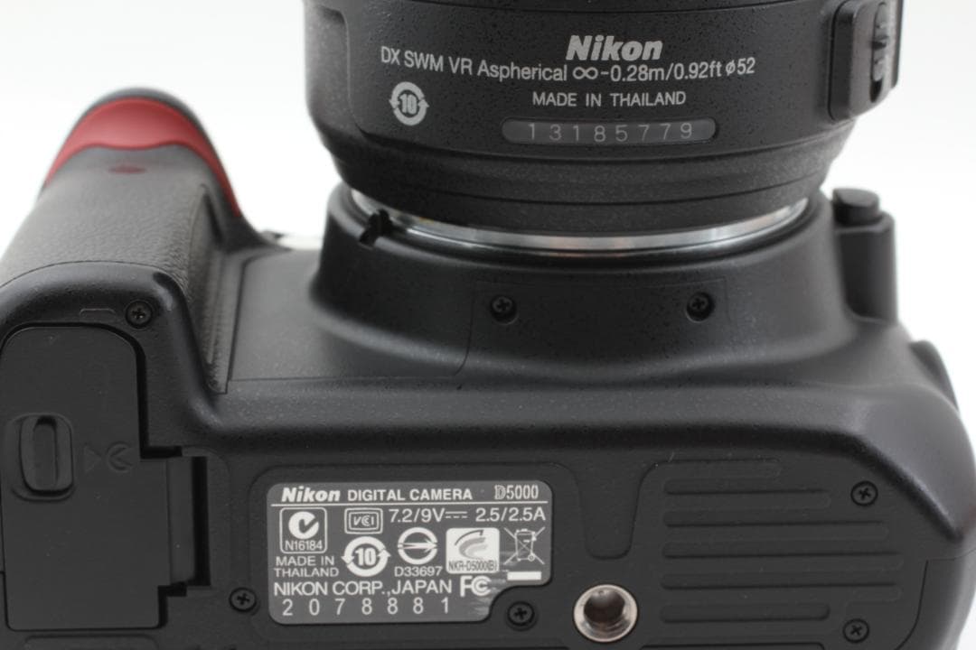 Nikon D5000 デジタルカメラ AF-S 18-55mm レンズキット