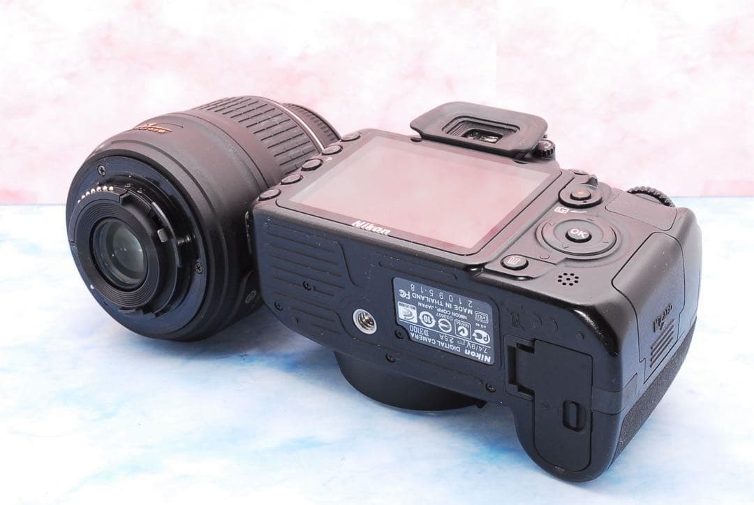 Nikon D3100★初心者向け★手ぶれ補正レンズ付★一眼レフカメラ