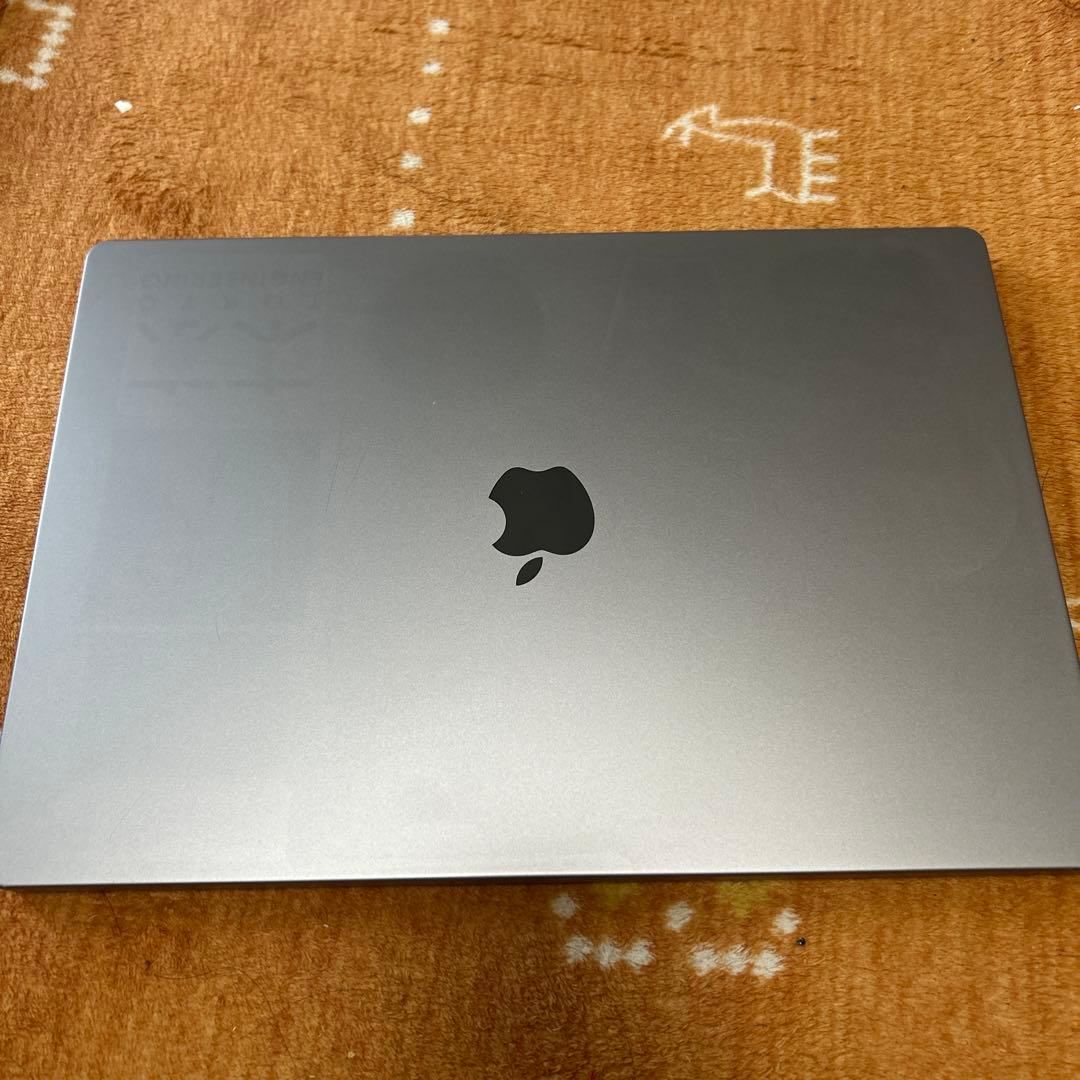 MacBookPro 16インチ M1 16/500GB 16コア