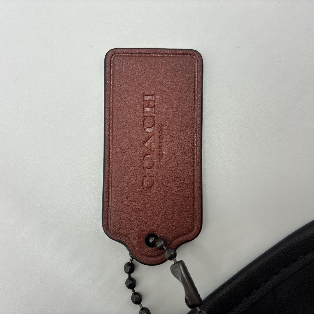 【新品未使用】COACH ボディバッグ