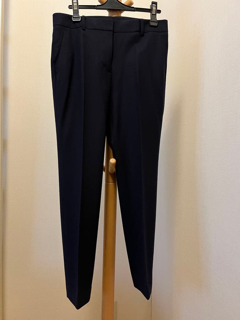 theory luxe ネイビー　パンツスーツ