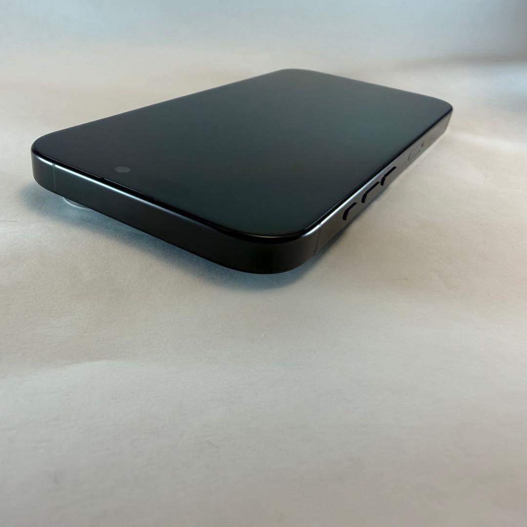Apple iPhone16pro 黒 128GB SIMフリー