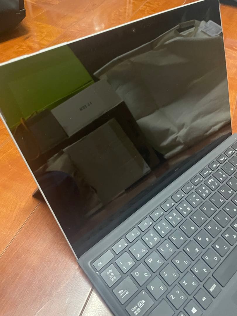 Microsoft Surface Pro 5 /128GB おまけあり