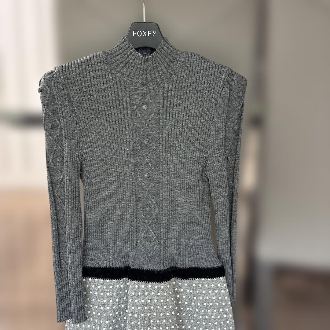 エムズグレイシー　グレー 長袖 ひざ丈ワンピース