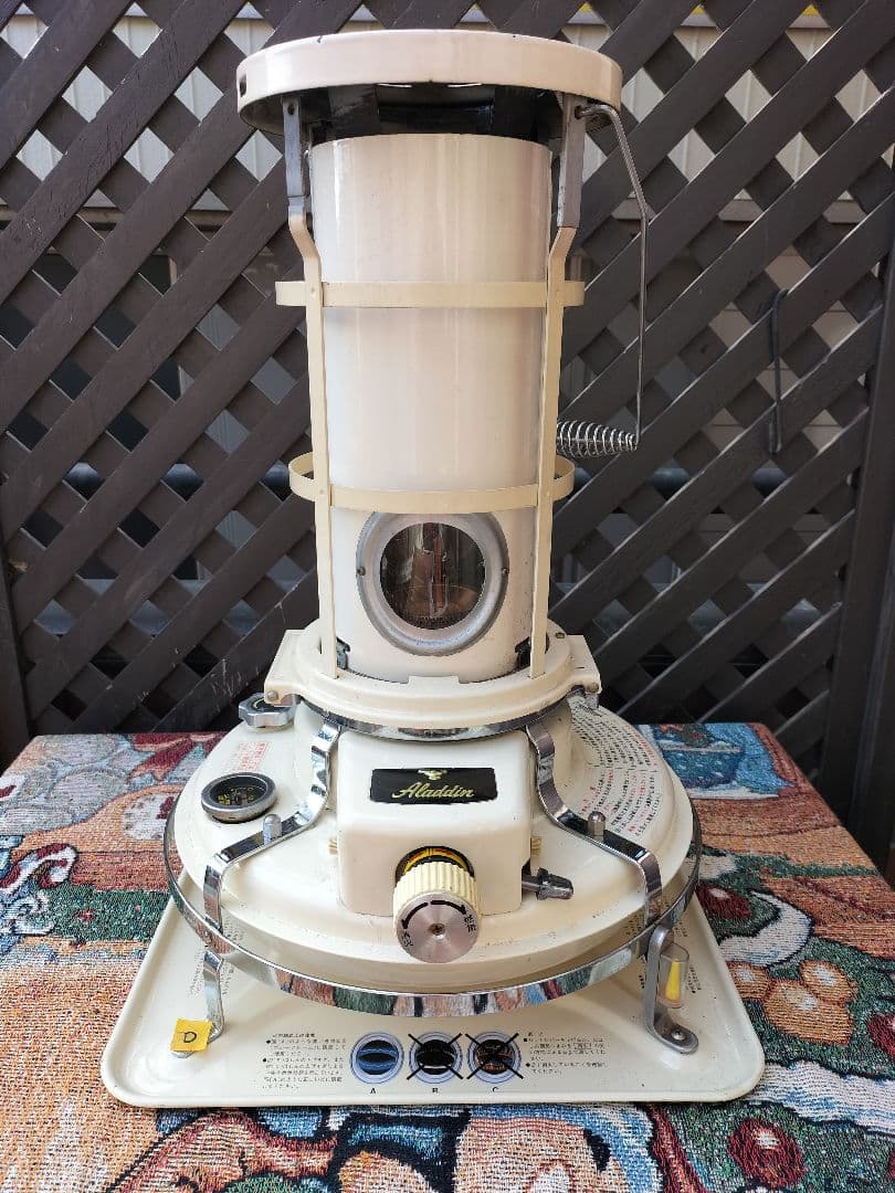 アラジン。純正芯交換済。メンテナンス済。取説付。ベージュD５