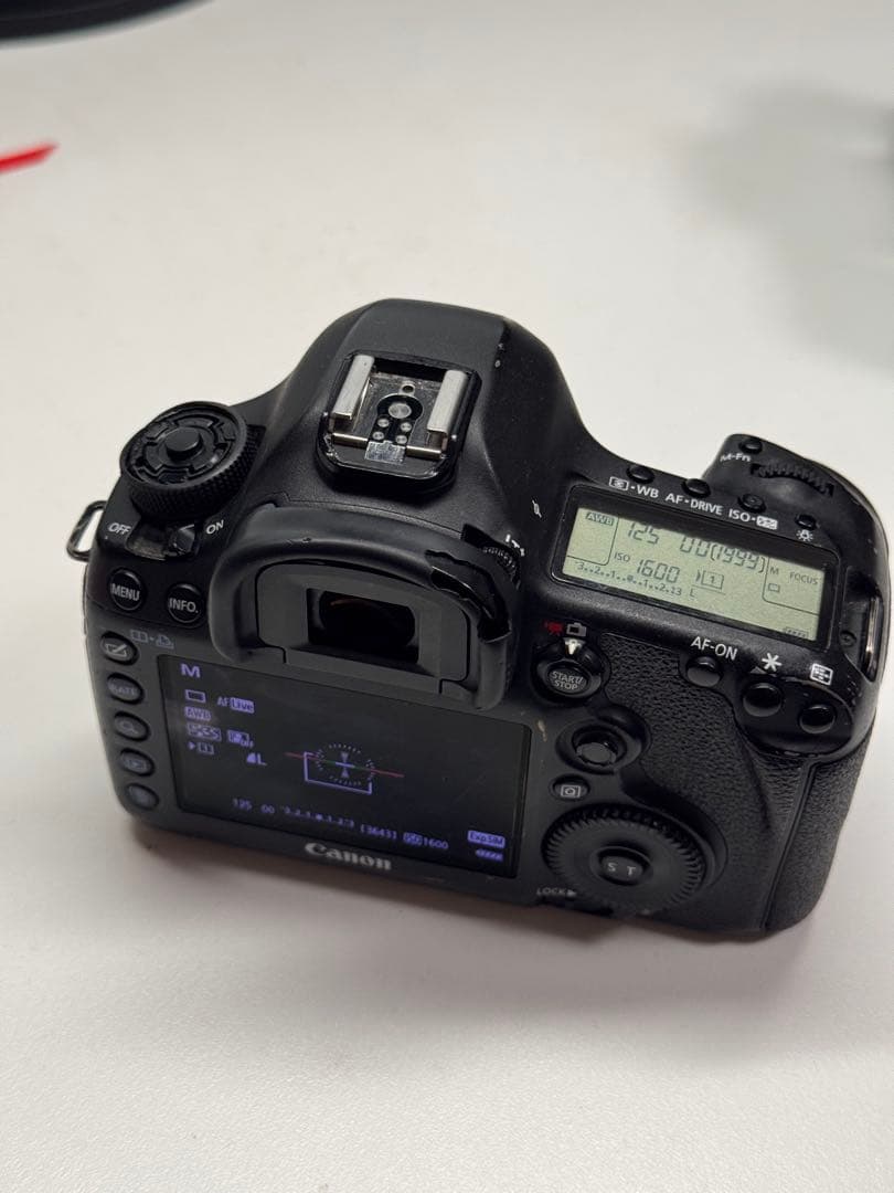 Canon EOS 5D MARK3 キャノン　一眼レフ