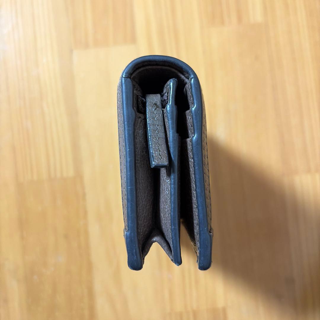 GUCCI 二つ折り財布 箱付き