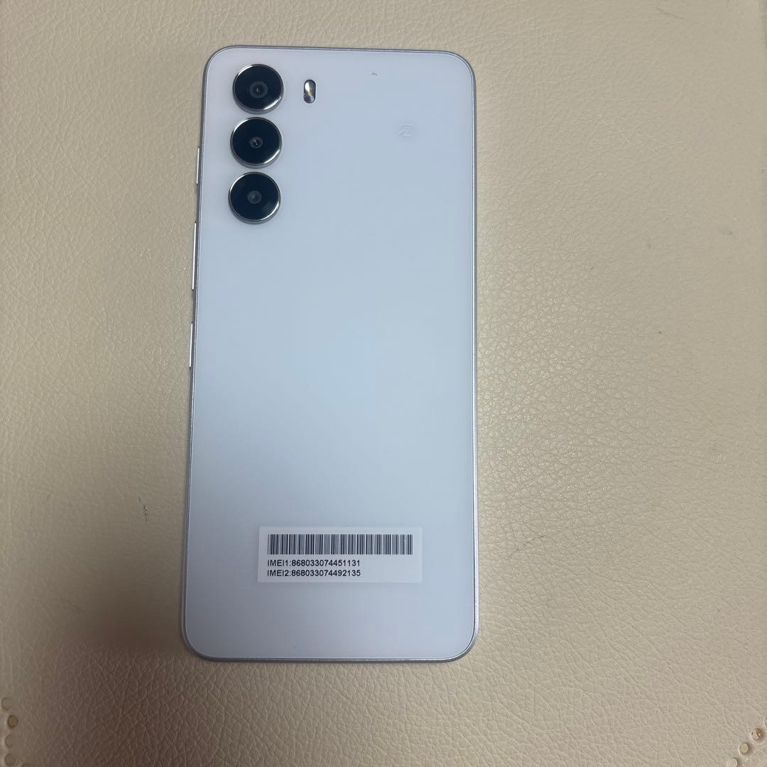 PE-LD ホワイト スマートフォン 本体