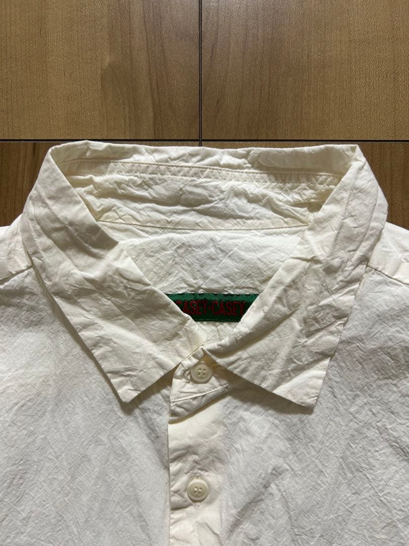 トップス SS24 CASEY CASEY / BIG RACCOURCIE SHIRT