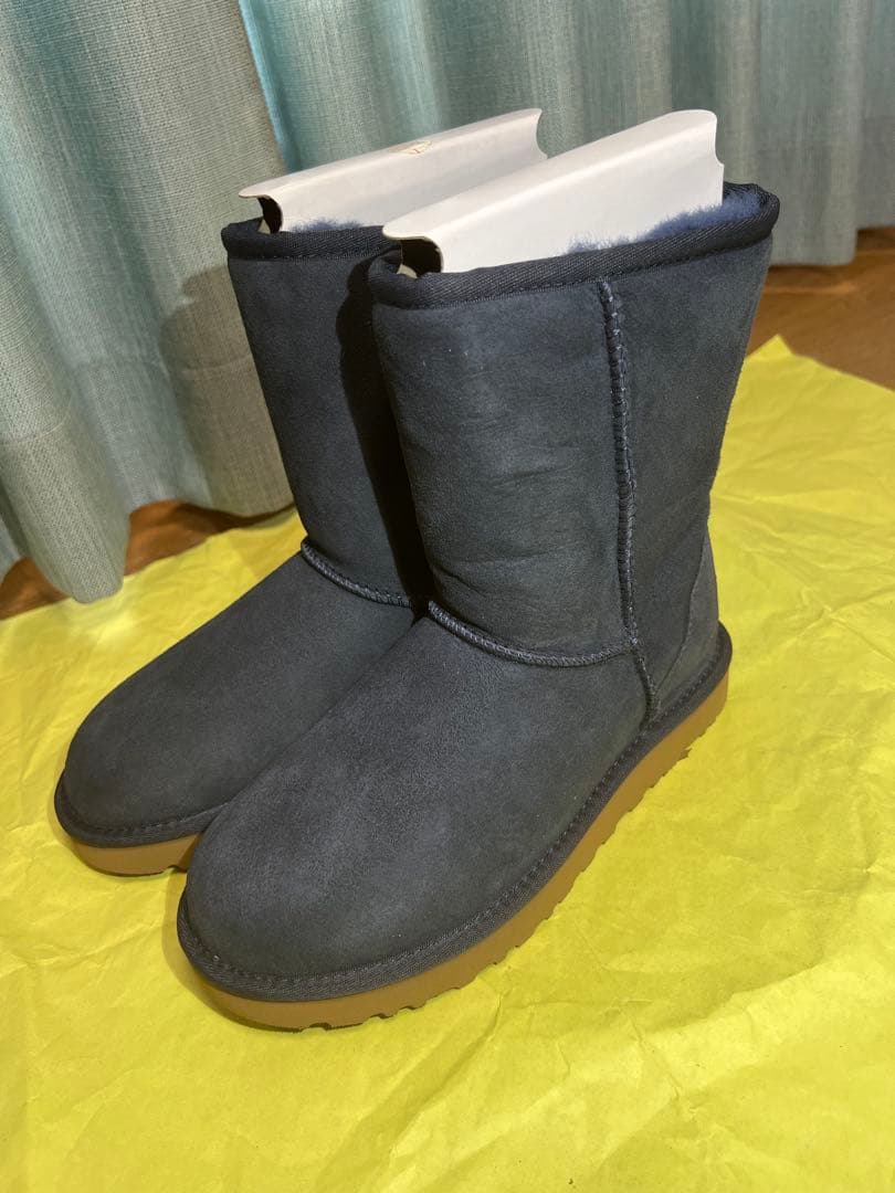 最終値下げ【新品未使用】UGG ムートンブーツ ネイビー 23cm
