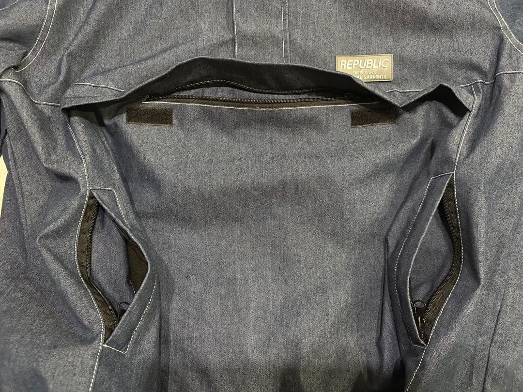 【美品】REPUBLIC スノーボードウェア 上下セットアップ 25-26モデル