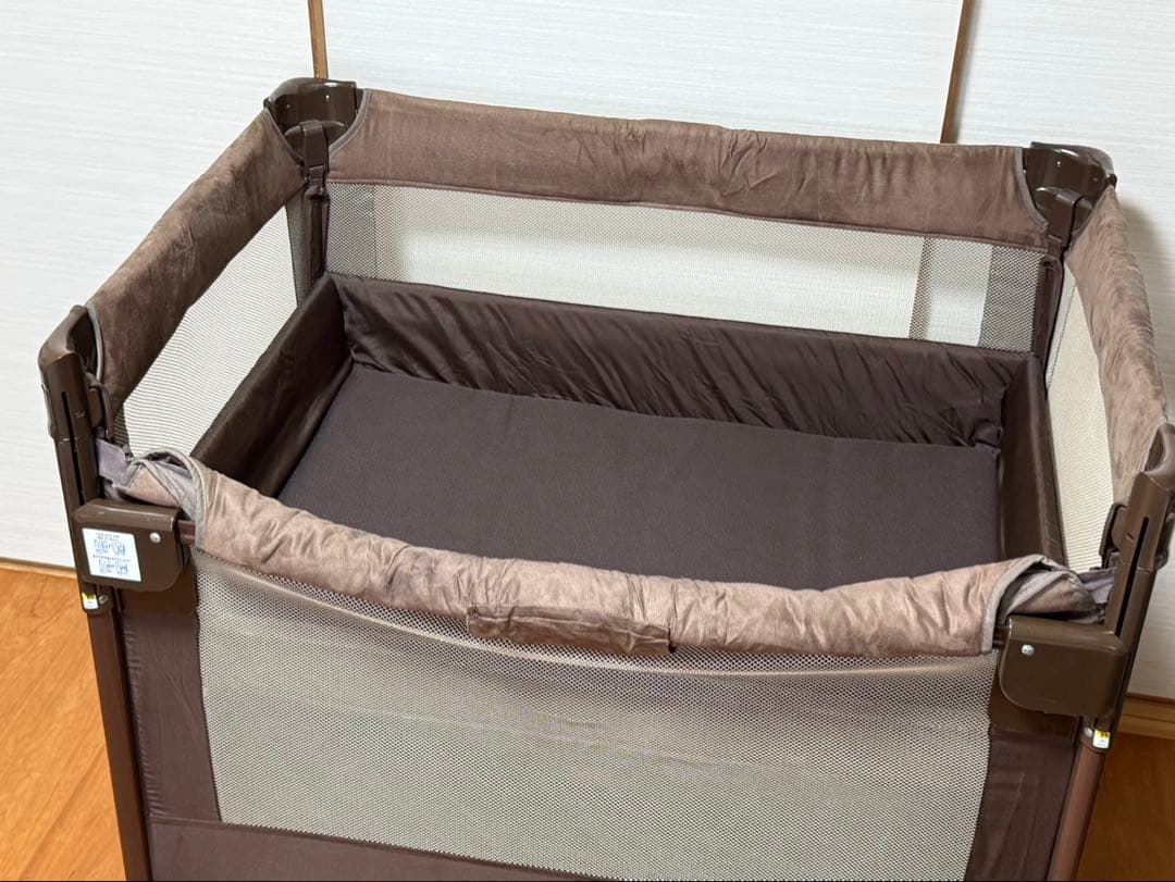 アップリカ ココネルエアープラス ベビーベッド