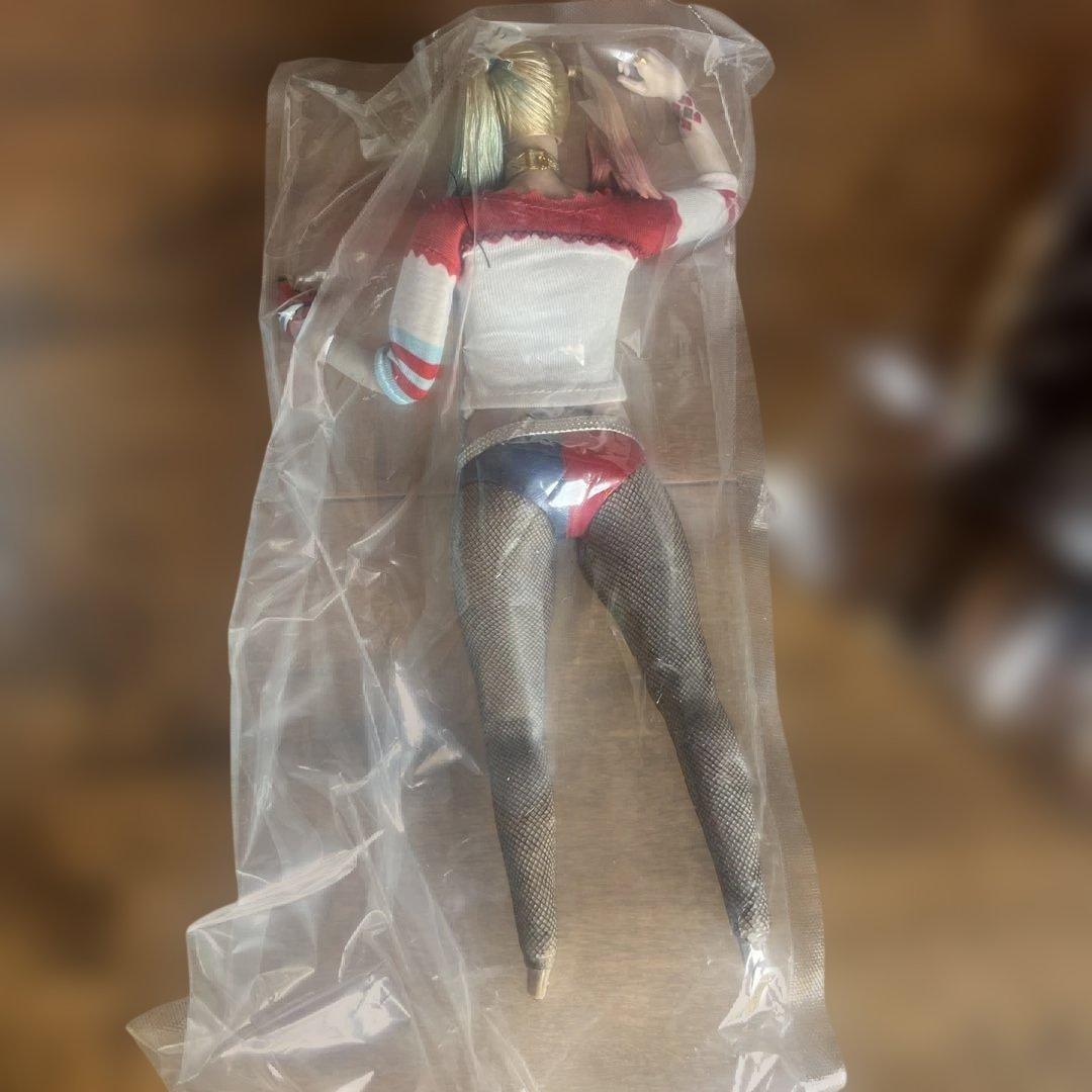 30cm ハーレイクイン 1/6 バットマン スーサイド スクワッド　フィギュア