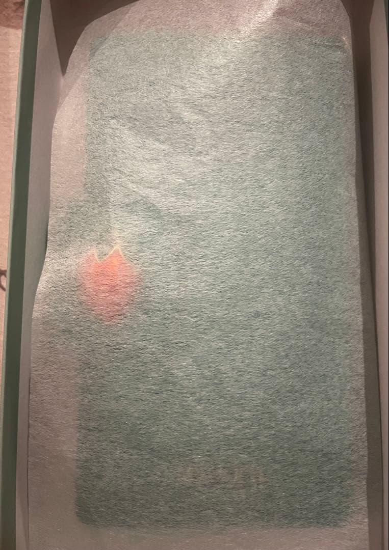 MUVEILミュベールスマホケース手帳タイプ　グリーンxイチゴ